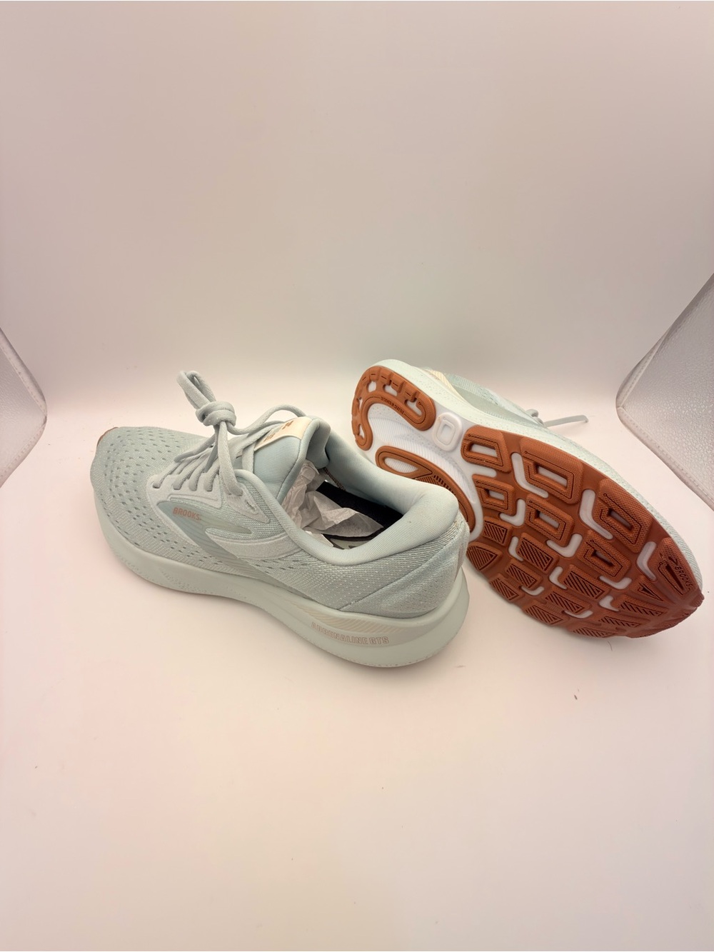 Brooks Adrenaline GTS 24 Women’s 8.5 Cloud Blue Running Shoes EUC - Picture 2 of 7
